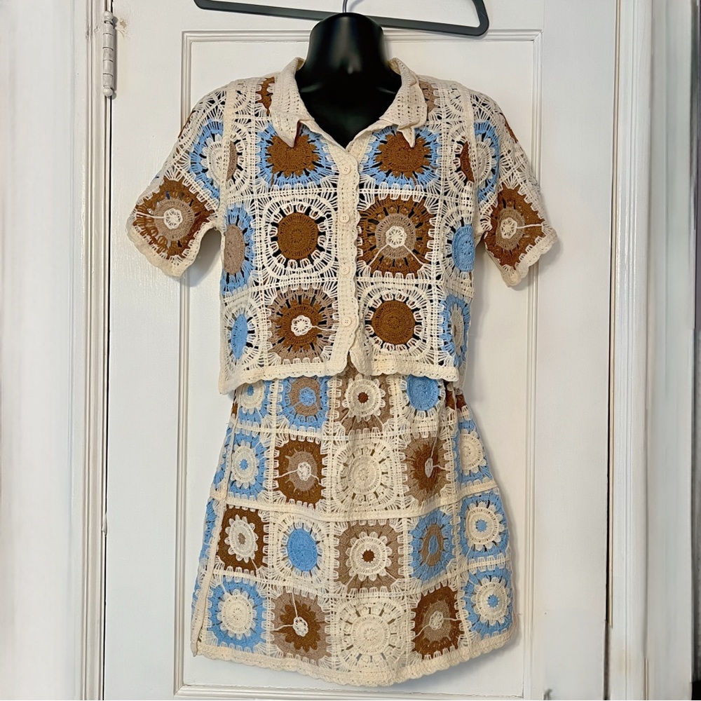 Boho Crochet 2-Piece Set Sunburst Knit Top & Skirt - Picture 3 of 11